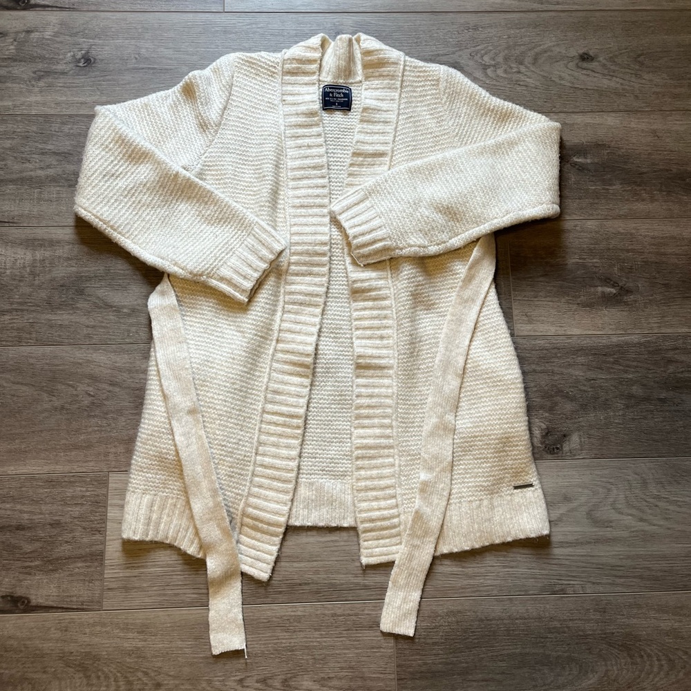 Abercrombie & Fitch long cardigan